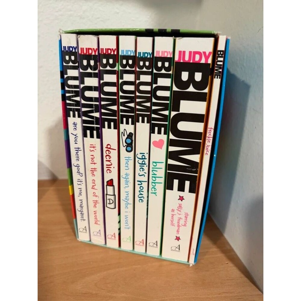 Judy Blume 8-Book Boxed Set – Children’s & YA Classics EUC